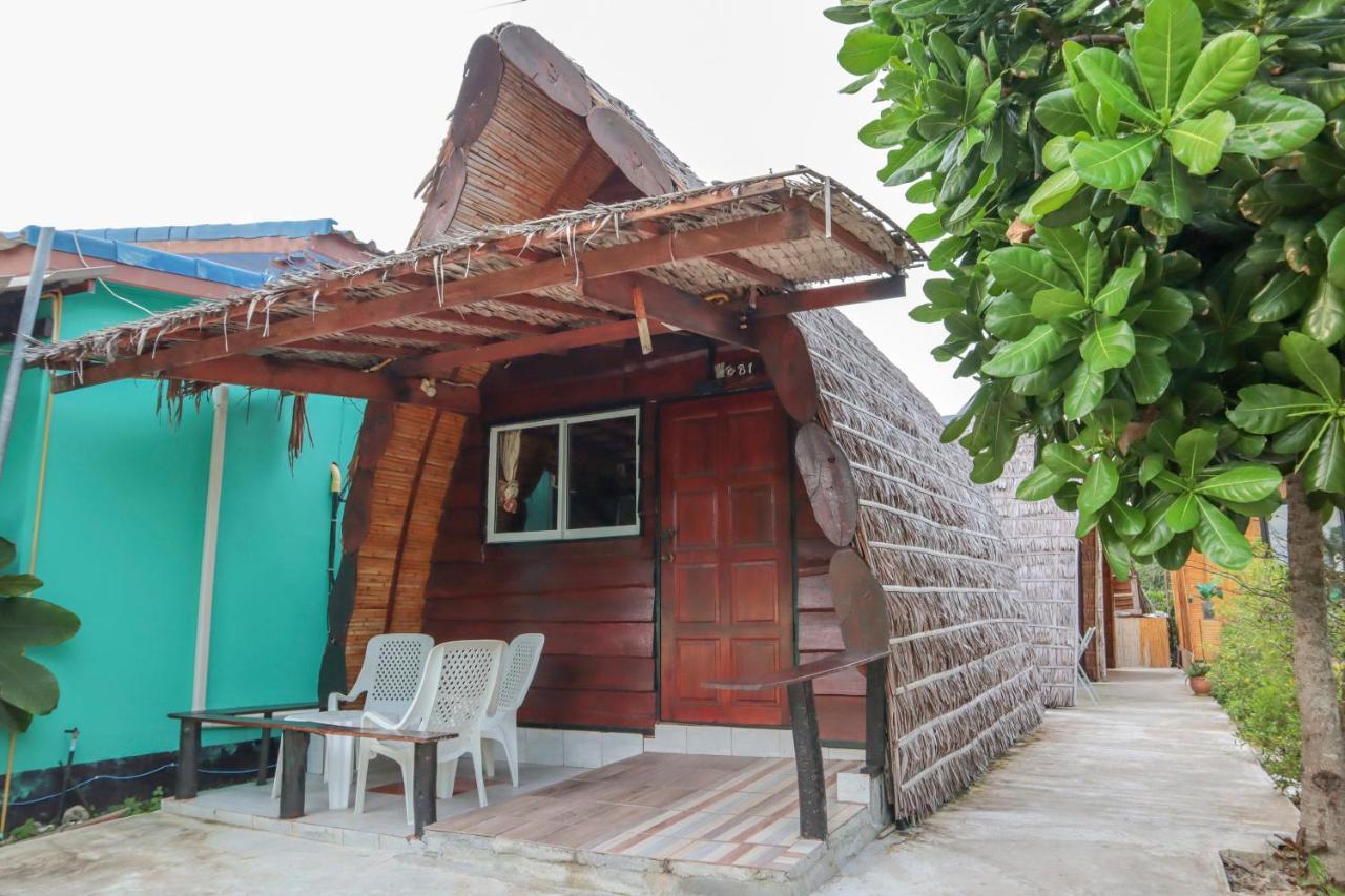 Lanta Wild Beach Resort Ko Lanta Buitenkant foto