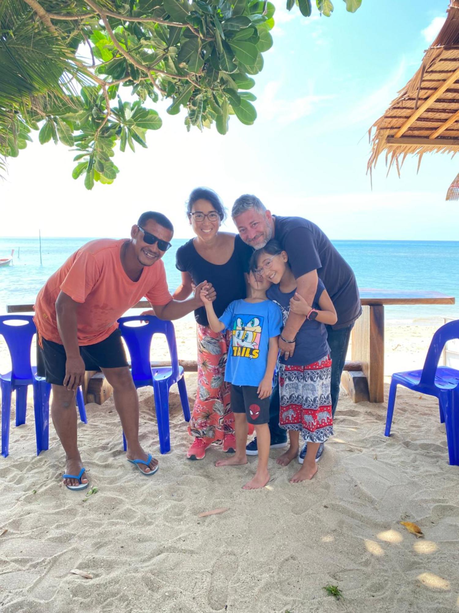 Lanta Wild Beach Resort Ko Lanta Buitenkant foto