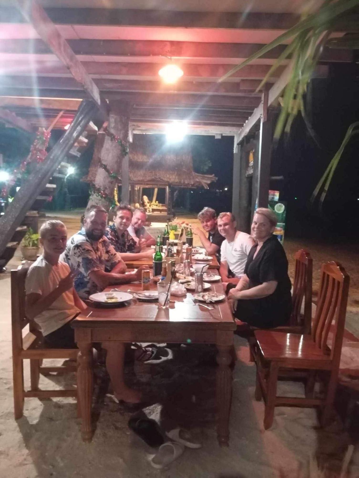 Lanta Wild Beach Resort Ko Lanta Buitenkant foto
