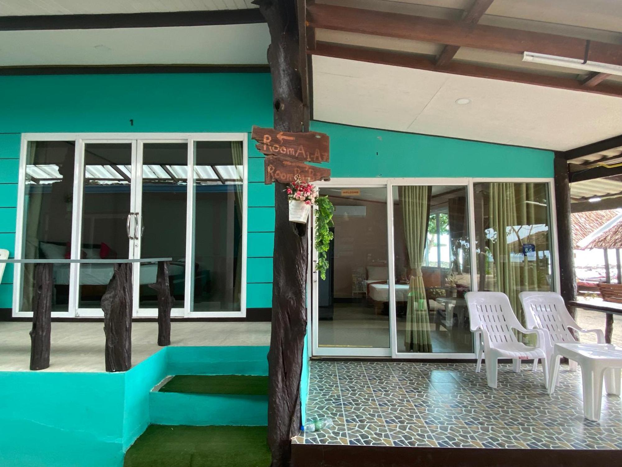 Lanta Wild Beach Resort Ko Lanta Buitenkant foto