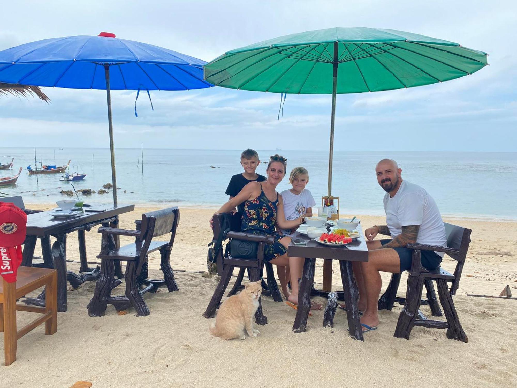 Lanta Wild Beach Resort Ko Lanta Buitenkant foto