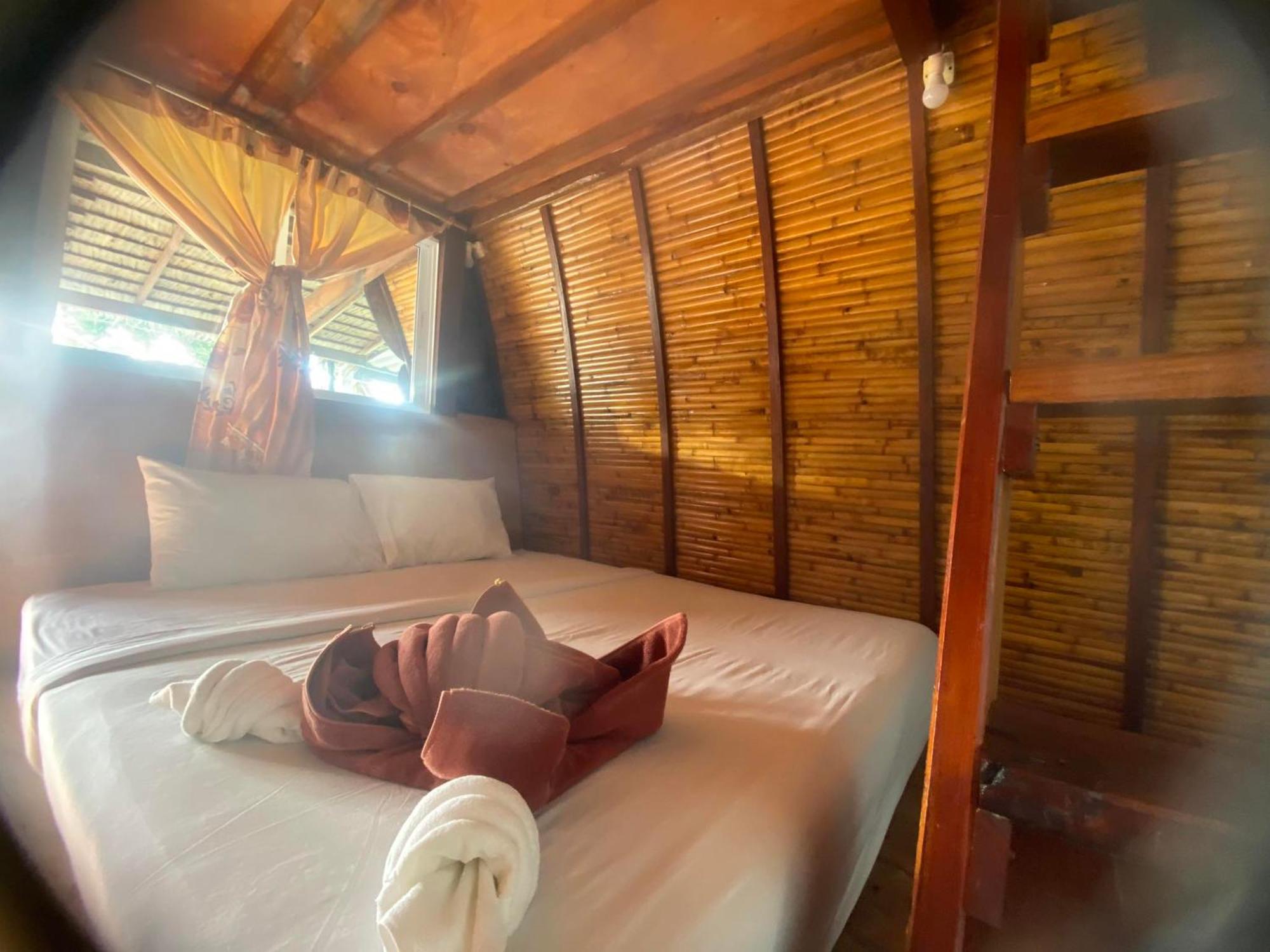Lanta Wild Beach Resort Ko Lanta Buitenkant foto